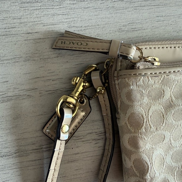 Coach Double Zip Wristlet | Signature C Jacquard | Cream & Beige - Picture 2 of 12